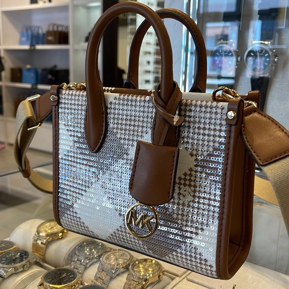 Michael Kors Mirella Extra-Small Logo Crossbody XBODY Shopper Bag
Luggage 
NWT - Picture 10 of 16